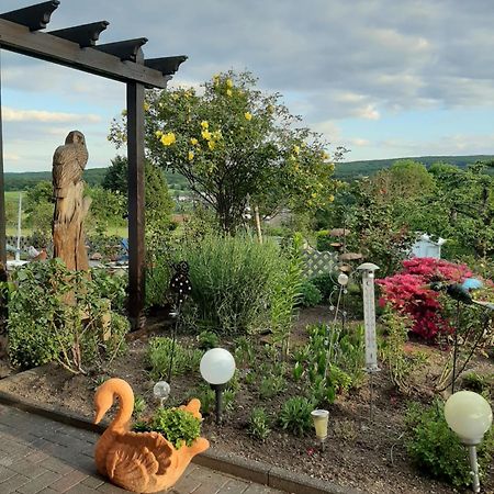 Ferienwohnung Fuelbier Oberzissen Esterno foto