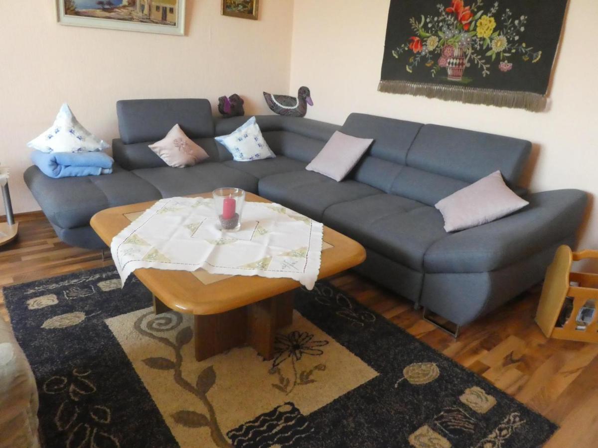 Ferienwohnung Fuelbier Oberzissen Esterno foto