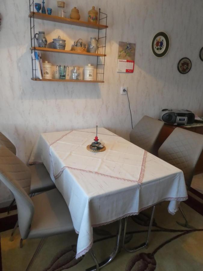 Ferienwohnung Fuelbier Oberzissen Esterno foto